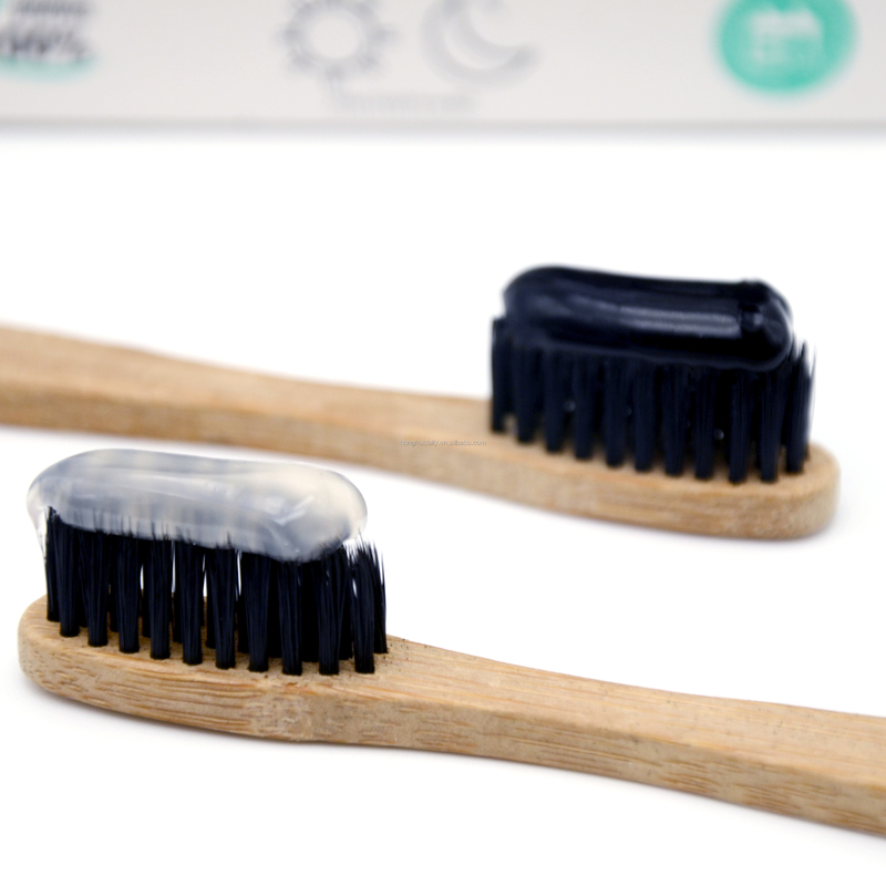 Dents libres de fluorure blanchissant le charbon de bois noir de pâte blanche de noix de coco de pâte dentifrice jour et nuit