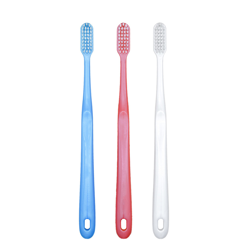 Brosse à dents pour adultes de nettoyage en profondeur avec une utilisation de 60 jours pour des soins buccaux supérieurs
