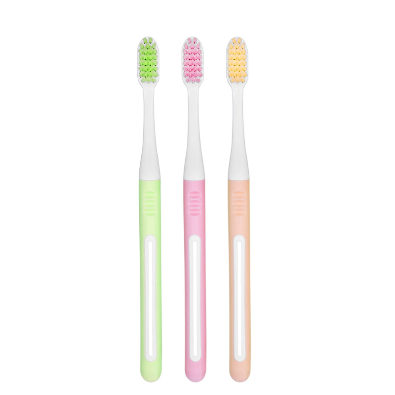 Prix d'usine brosse à dents de haute qualité élimine les bactéries soins buccaux blancs profonds avec du dentifrice
