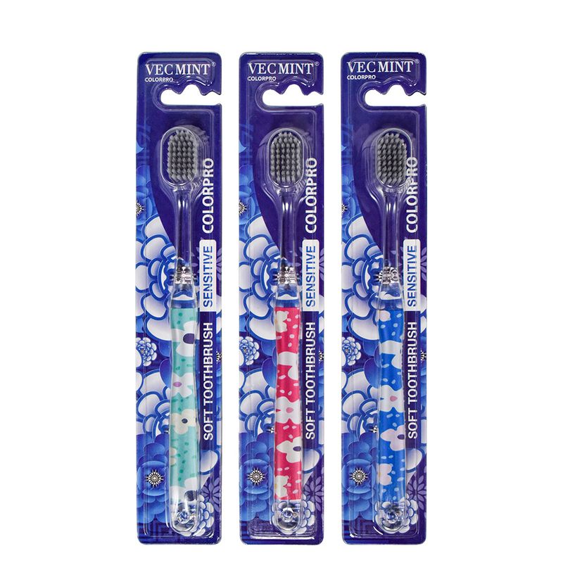 Vente directe d'usine bas prix de haute qualité cristalline transparente colorée brosse à dents pour adultes brosse à dents douce personnalisée