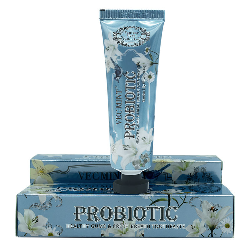 Pâtes dentaires pour soins buccaux à effet blanchissant léger et PASTE dans l'emballage blanchissant