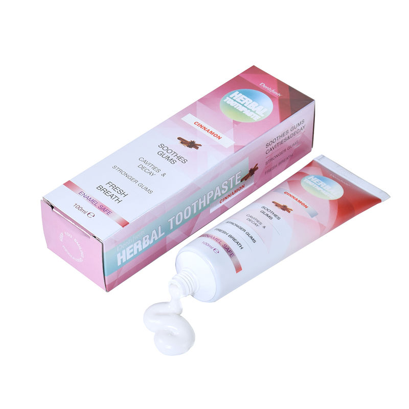 Découvrez les bienfaits du brossage des dents deux fois par jour avec les ingrédients Aqua pour les soins bucco-dentaires